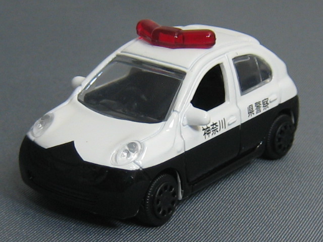 日産　マーチ　パトカー（神奈川県警察）-1