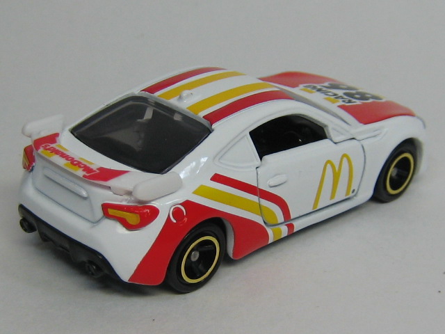 トヨタ　８６　マクドナルドレーシングカー-2